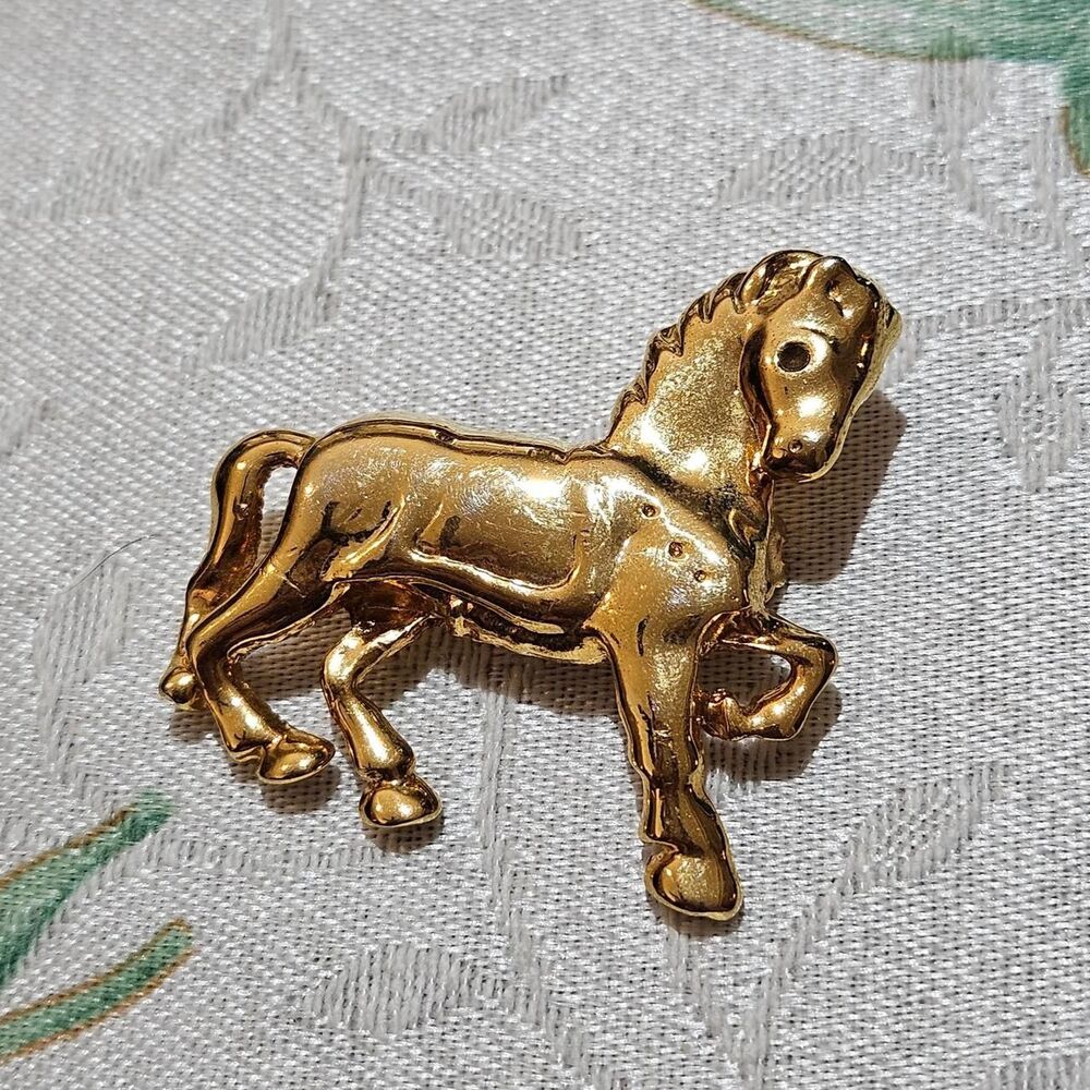 vintage cottagecore western gold tone horse brooch